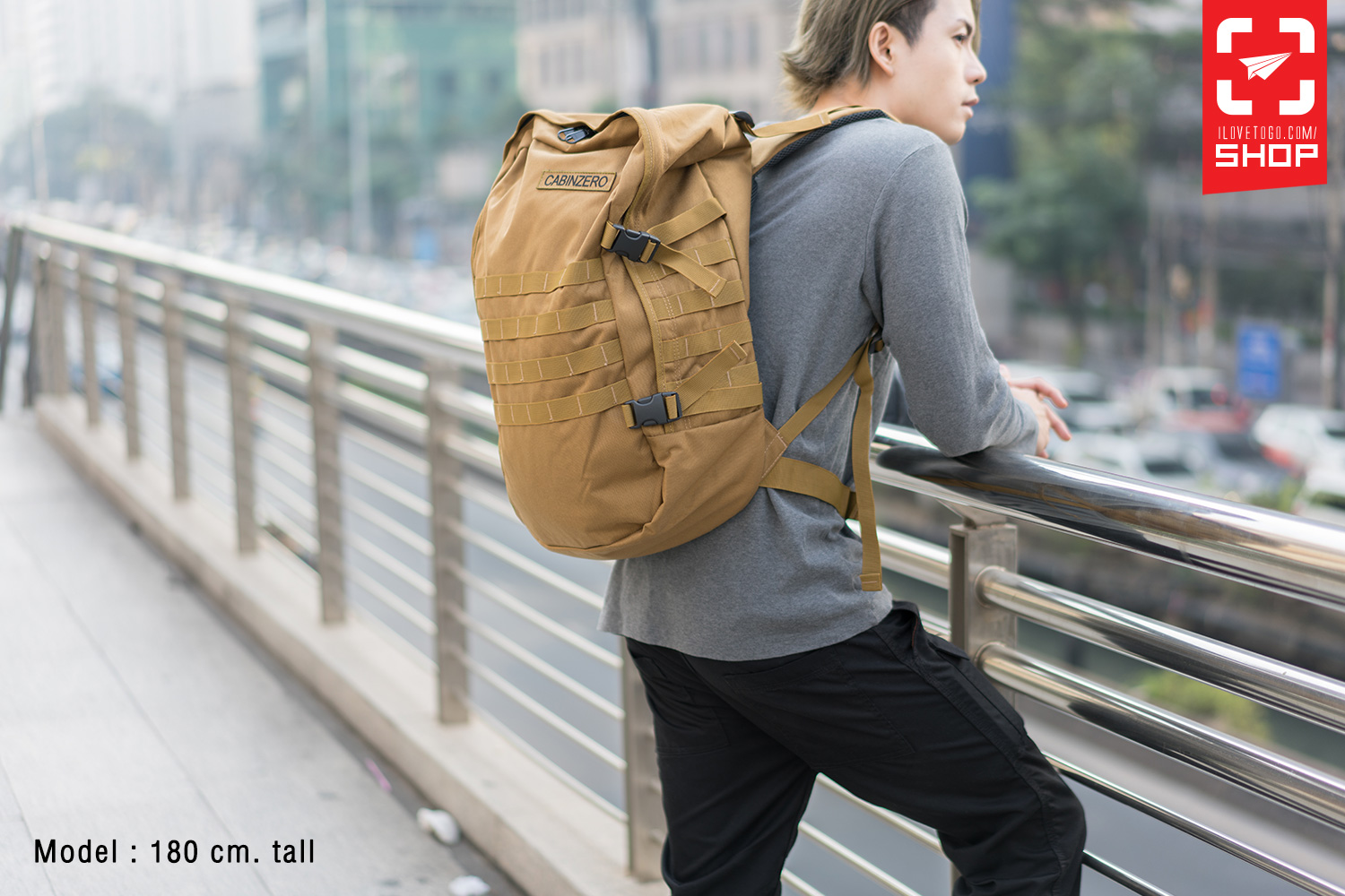 CabinZero Military Black 44L
